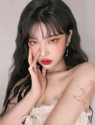 ロング レイヤー/柔色 カラー/SAkiのヘアスタイル