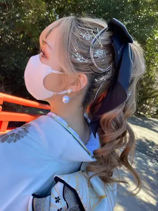 ロング ヘアアレンジ ライト写真場所属・タニモト ユイのヘアスタイル