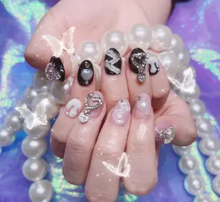 ネイル queens nailsalonのネイルデザイン