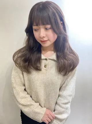 カラー Lond  Emi 艶髪モテヘアのヘアスタイル