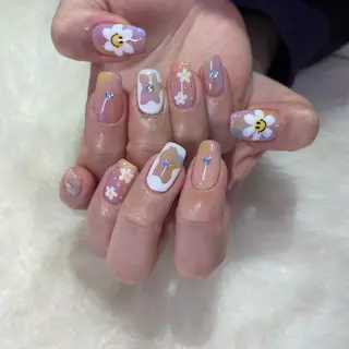 ネイル Amber21.所属・Nagahama Akariのネイルデザイン