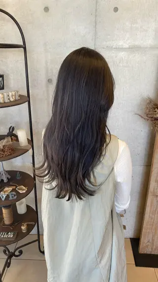 ロング カラー waku所属・豊橋/菜月/ブリーチ /艶カラーハイトーンのヘアスタイル