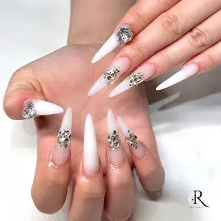 ネイル 美フォルム✨ CRG　RURIのネイルデザイン