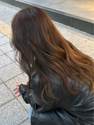 ロング カラー 🍓ハイトーンカラー 🎀nene🍓のヘアスタイル