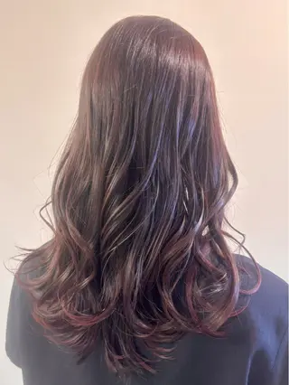 ロング カラー 古川 琴美のヘアスタイル