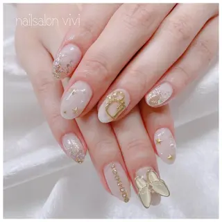 ネイル ＶＩＶＩ nailsalonのネイルデザイン
