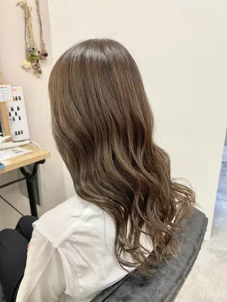 ロング カラー 色白に見える暗髪 梅田・増田のヘアスタイル