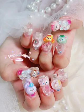 ミディアム 長谷川 妃菜のネイルデザイン