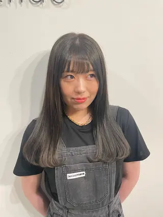 セミロング カラー ayano 🌱のヘアスタイル