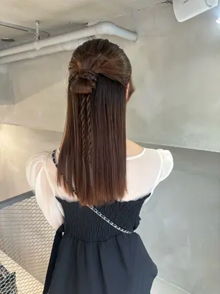 セミロング ヘアアレンジ 透明感カラー🫧 nanohaのヘアスタイル