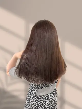 ロング カラー くすみミルクティー／ ブラウン🪡TOWAのヘアスタイル