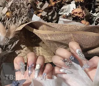 ネイル ゆず秋葉原 Vickyのネイルデザイン