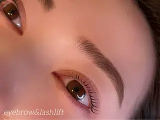 アイブロウ mary nail&eyelash西大寺店所属・mary西大寺店 新谷のマツエク・マツパデザイン