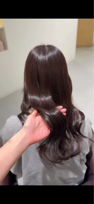 ロング ️🫧透明感カラー& 髪質改善🎀いさきのヘアスタイル