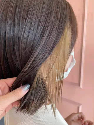 ショート カラー 和田 真依のヘアスタイル