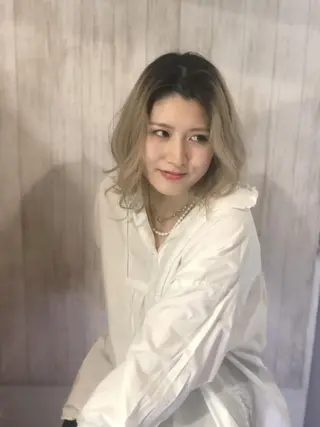 ミディアム 石沢 知康のヘアスタイル