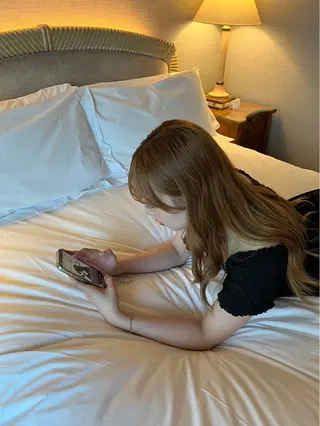 セミロング LOE所属・LOE Yuuka/42🩵のヘアスタイル