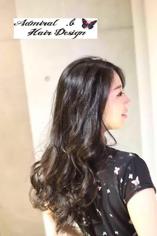 ロング カラー アドミラルYoshi oのヘアスタイル