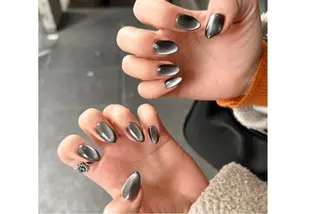 ネイル NAIL Salon IP所属・長谷川 奈緒美のネイルデザイン