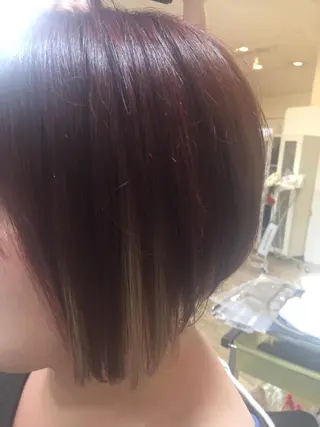 ショート カラー embrace エンブレイスのヘアスタイル