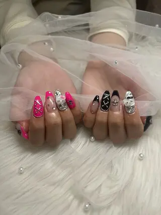 ネイル Nail's AOAQUA所属・AOAQUA SHIORIのネイルデザイン