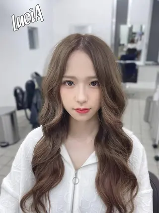 ロング カラー LuciA/エクステ カラーのヘアスタイル