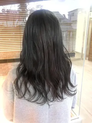 ロング ✨レイヤーお任せ✨ 林有里子のヘアスタイル