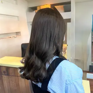 セミロング カラー 髪質改善/ストレート /透明感/西川奈穂のヘアスタイル