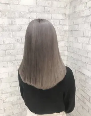 ロング カラー 小林 妃那のヘアスタイル