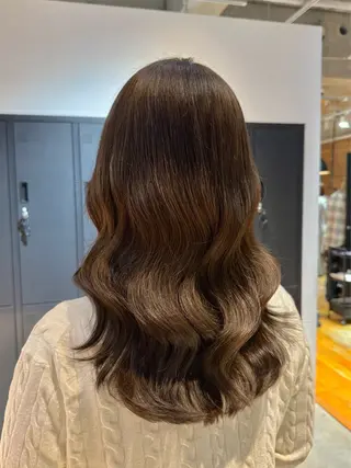 ロング 🪞きら艶ロング カラー🩶 azuのヘアスタイル