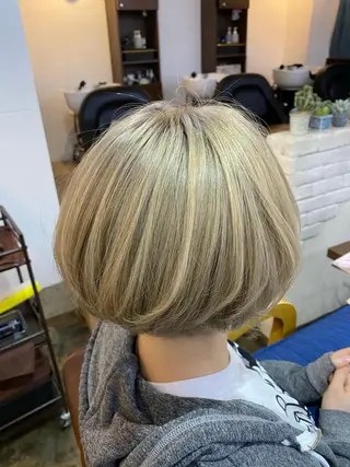 ショート カラー ヘアアレンジ 【艶髪×韓国風】 毛流れ職人 RYOのヘアスタイル