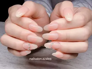 ネイル R inのネイルデザイン