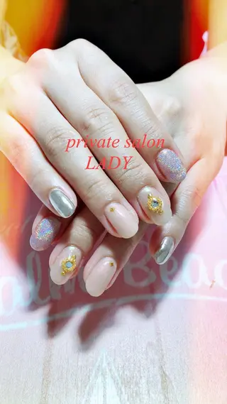 ネイル 桜田 麻菜のネイルデザイン