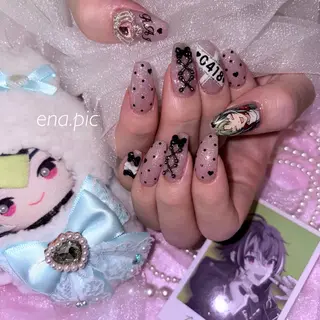 ネイル toyvenail 🖤enaのネイルデザイン