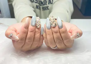 ネイル INF ネイルサロンのネイルデザイン