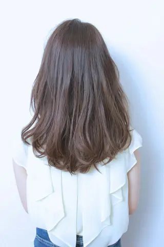 セミロング カラー 菊池 貢平のヘアスタイル