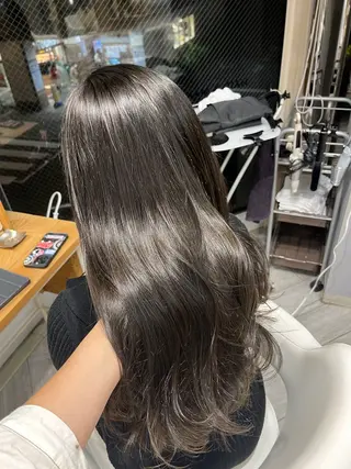 ロング AVANCE. chisatoのヘアスタイル