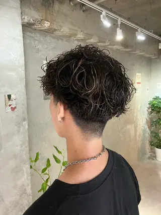 ショート パーマ メンズ door white hideのヘアスタイル