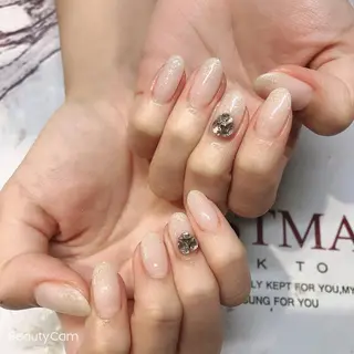 ネイル Guarendo錦糸町店所属・ガレンドウ 白澤 愛子のネイルデザイン