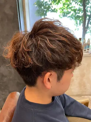 ショート メンズ 【メンズ特化】波巻き ツイスト、スパイラルのヘアスタイル