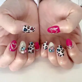 ネイル 💎🐰 saki. m 🐰💎のネイルデザイン