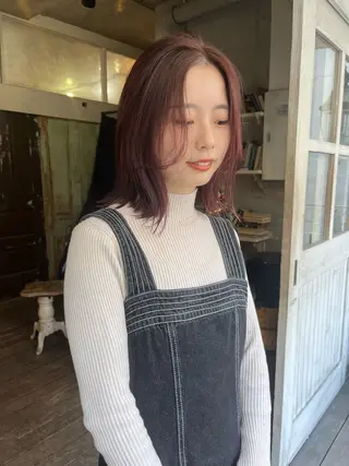 ミディアム ハイトーン/顔まわり レイヤー/YUKAのヘアスタイル