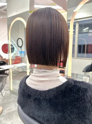 莉乃/縮毛矯正/髪質 改善/艶カラーのヘアスタイル