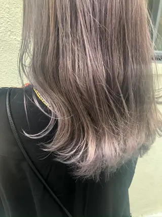 セミロング カラー 岡本 一平のヘアスタイル