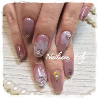 ネイル Nailsalon Lilyのネイルデザイン