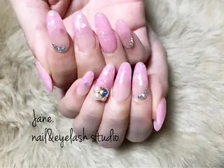 ネイル Yakko pas á pasのネイルデザイン