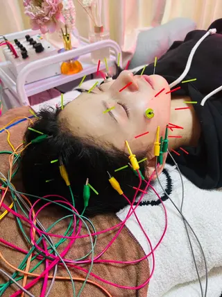 美容鍼灸サロン mahoroba院長のエステ・リラクイメージ