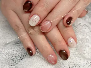 ネイル 藤江 月のネイルデザイン