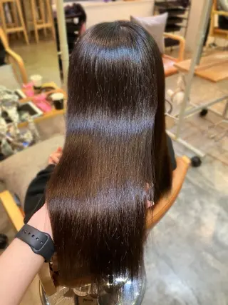 ロング 🫧縮毛矯正支持率 No.1 ほのか🫧のヘアスタイル