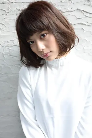 ミディアム Endearing 銀座/レイヤーカットのヘアスタイル